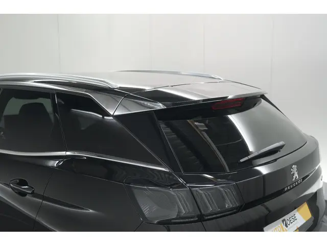 Peugeot 3008 1.2 Hybrid 136 GT 2024 Hybride Benzine 27