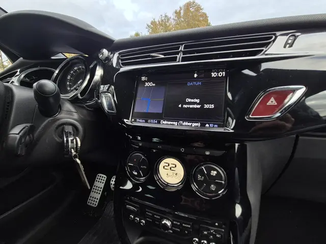Citroën DS3 1.2 PureT. incl. Nieuwe apk!! 2015 Benzine 14