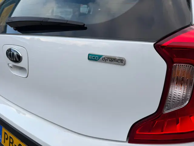 Kia Picanto 1.0 CVVT First Edition 2017 Benzine 6