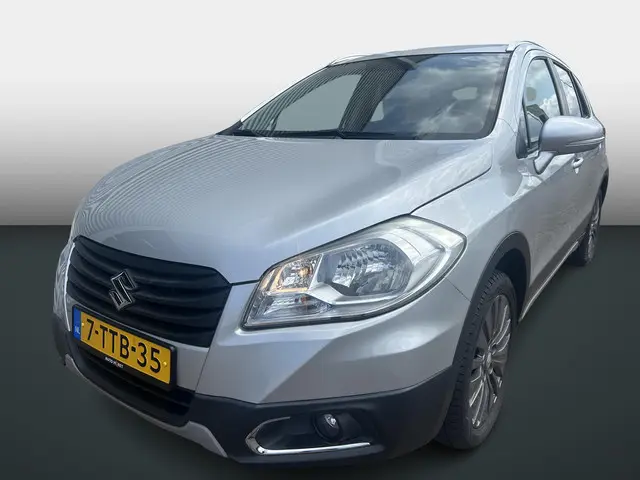 Suzuki S-Cross SX4 1.6 Exclusive 2014 Benzine 3