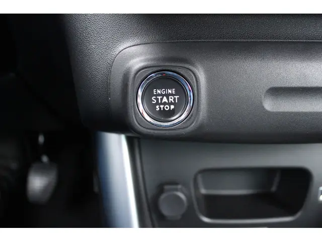 Citroën C3 Aircross 1.2 PureTech S&S Shine 2020 Benzine 13