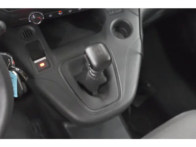 Peugeot Partner 1.5 BlueHDi 100 S&S L1 2022 Diesel 27