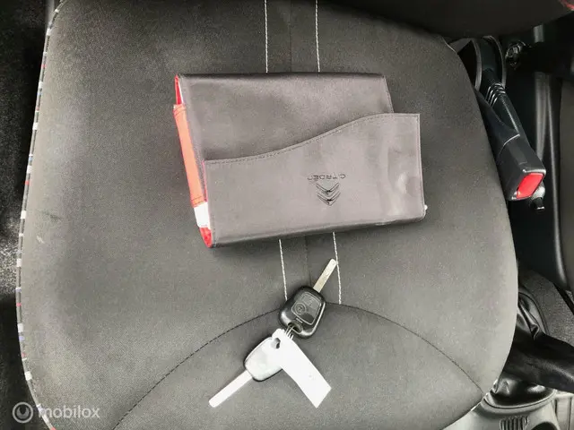 Citroën C1 1.0 5DRS LED AIRCO NAVI ELL PAKK 2013 Benzine 16