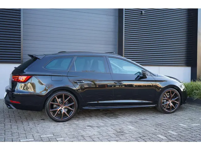 SEAT Leon ST 2.0 TSI 4DRIVE CUPRA R 2020 Benzine 14