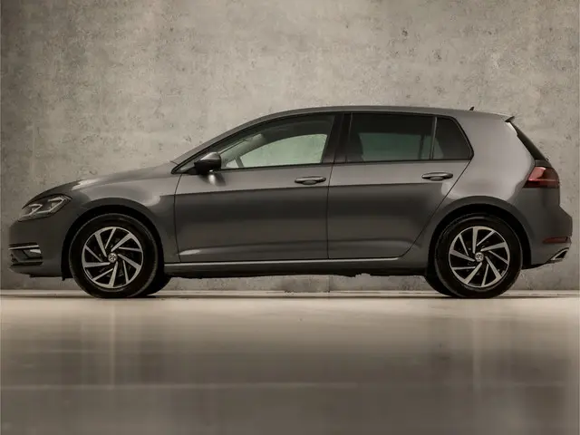 Volkswagen Golf 1.5 TSI Sportline 2018 Benzine 2