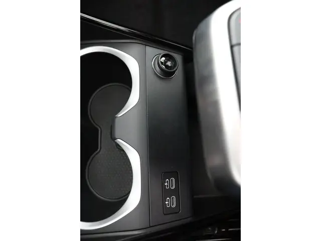 BMW X1 xDrive23i 2026 Benzine 65