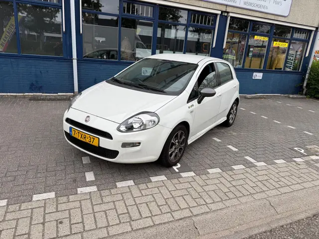 Fiat Punto Evo 0.9 TwinAir Young ((( 105.000 km ))) 2014 Benzine 15