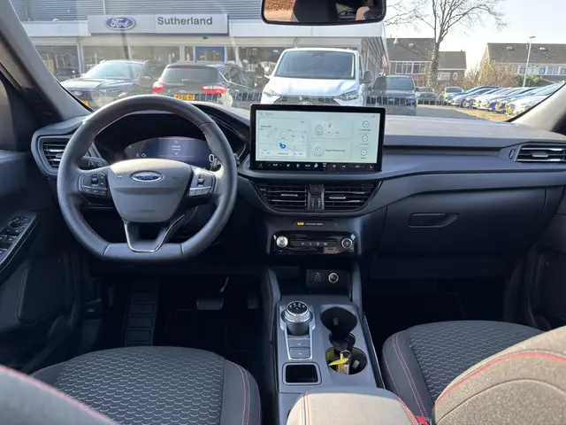 Ford Kuga 2.5 FHEV ST-Line 2025 Hybride Benzine 10