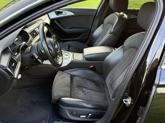 Audi A6 Avant 4.0 TFSI S6 2014 Benzine 12