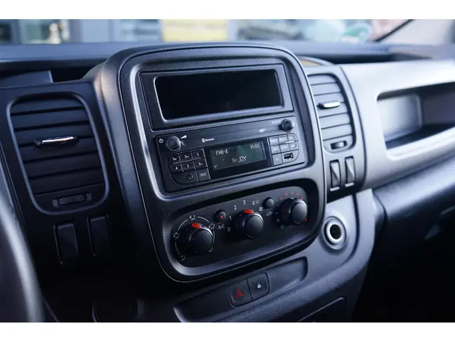 Renault Trafic 1.6 dCi T27 L1H1 Comfort 2016 Diesel 12
