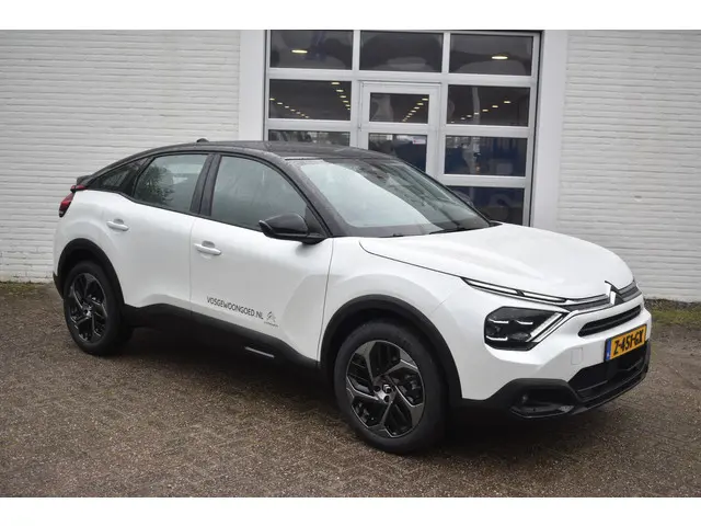 Citroën C4 Puretech 130 EAT8 Plus 2024 Benzine 3