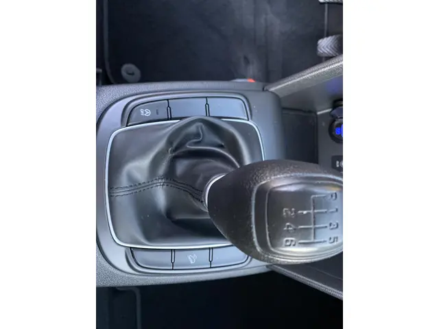 Hyundai Kona 1.0 T-GDI i-Drive 2020 Benzine 13