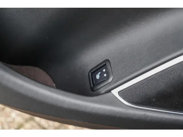 Maserati Levante Gransport 3.0 V6 D 275pk 2019 Diesel 34