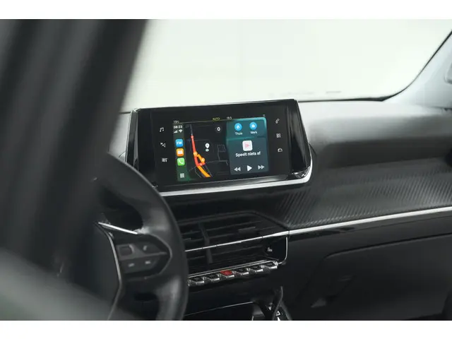 Peugeot 2008 PureTech 130 Allure 2020 Benzine 55