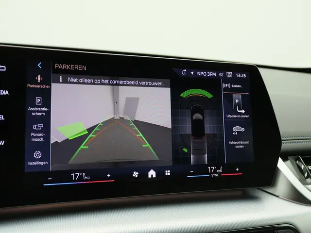 BMW X1 xDrive25e 2025 Hybride Benzine 18