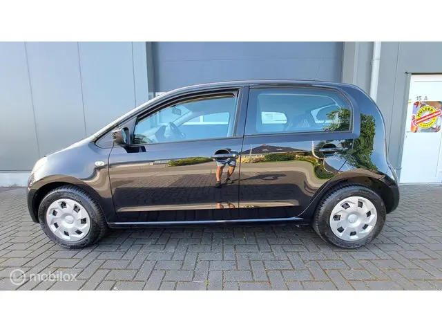 SEAT Mii 1.0 Style Sport 2015 Benzine 3