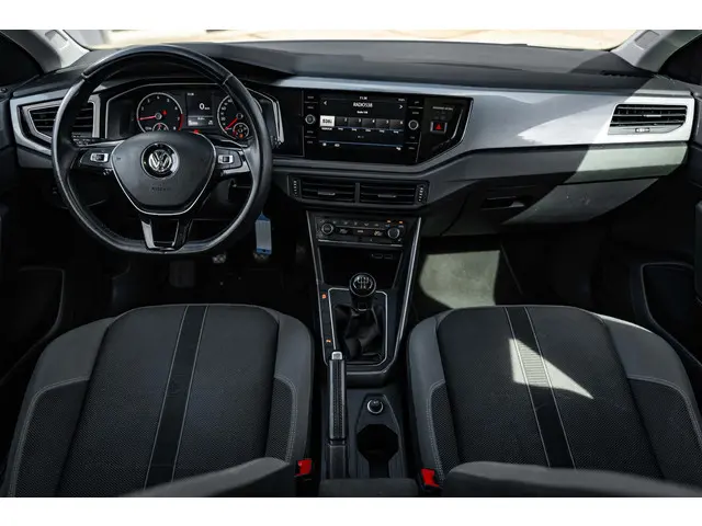 Volkswagen Polo 1.0 TSI Highline 2018 Benzine 21