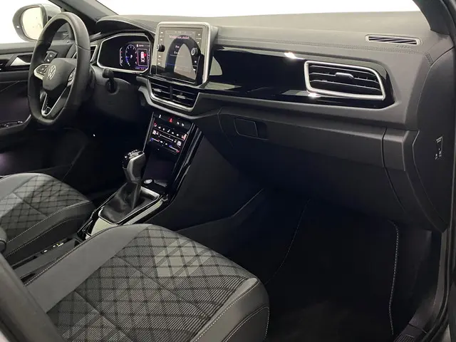 Volkswagen T-Roc 1.5 TSI R-Line 2025 Benzine 35