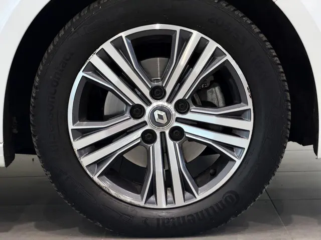 Renault Mégane 1.3 TCe 140 EDC Intens 2022 Benzine 25