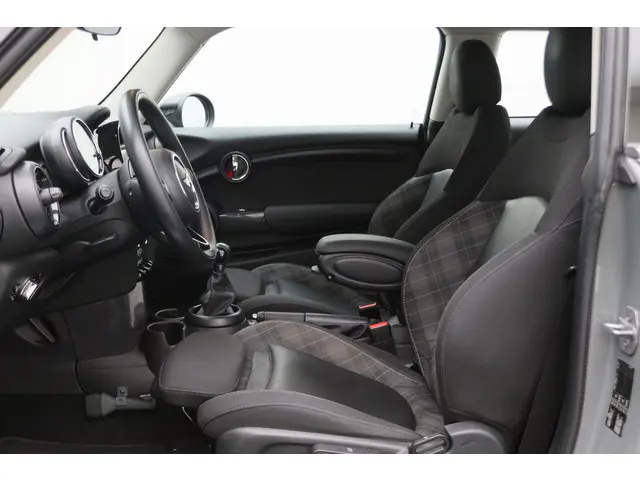 MINI Cooper Mini 1.5 Chili Business 2018 Benzine 11