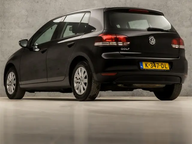 Volkswagen Golf 1.2 TSI Sportline 2012 Benzine 3