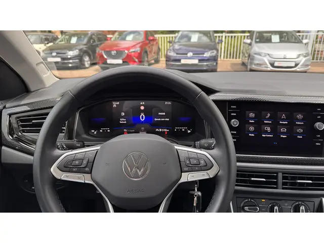 Volkswagen Polo 1.0 TSI Life 2023 Benzine 23