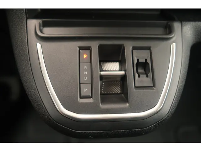 Citroën Jumpy M L2 2.0 BlueHDi 2024 Diesel 34