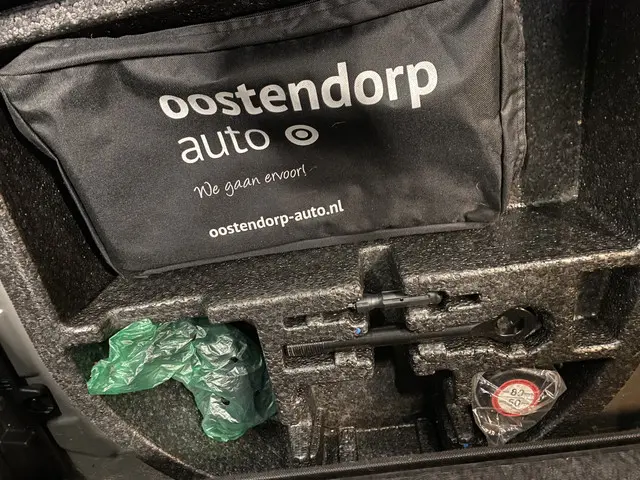 Hyundai Kona 1.6 GDI HEV Fashion 2020 Hybride Benzine 32