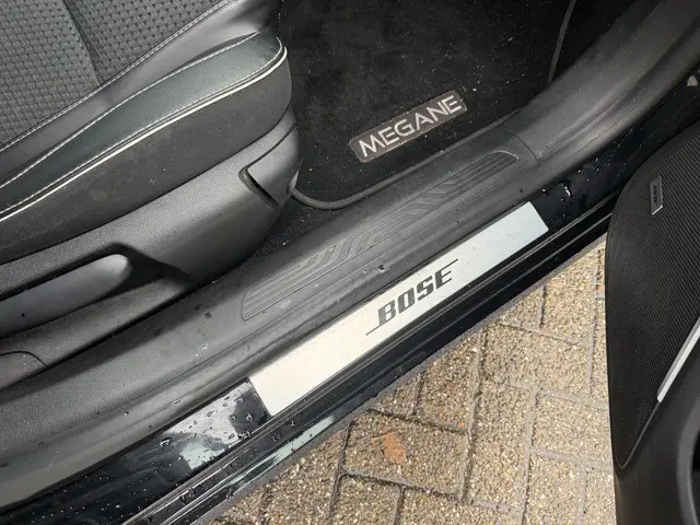 Renault Mégane Estate TCe Bose 2018 Benzine 15