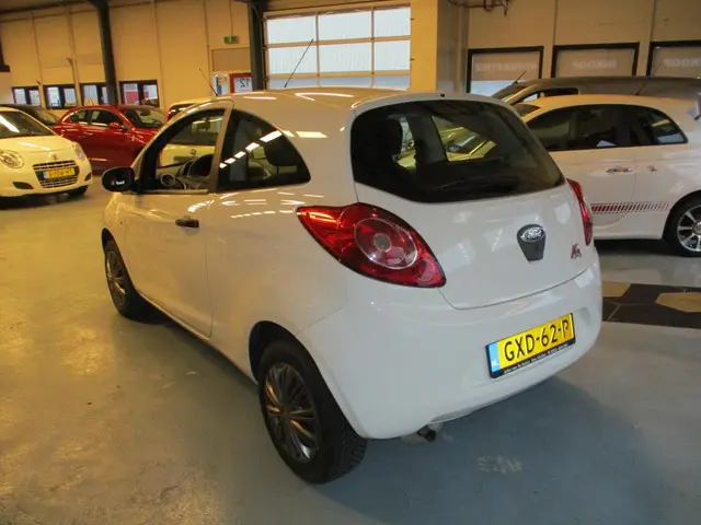 Ford Ka 1.2 Limited start/stop 2013 Benzine 2