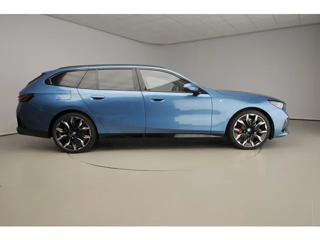 BMW 5 Serie Touring 530e 2026 Hybride Benzine 4