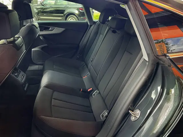 Audi A5 Sportback 40 TFSI S edition 2021 Benzine 8