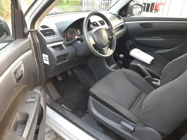 Suzuki Swift 1.2 Base 2013 Benzine 3