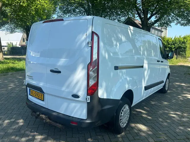 Ford Transit Custom 290 2.2 TDCI L2H1 Trend 2015 Diesel 11