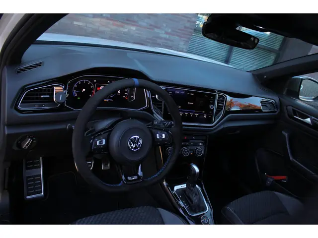 Volkswagen T-Roc 2.0 TSI 4Motion R 2020 Benzine 12