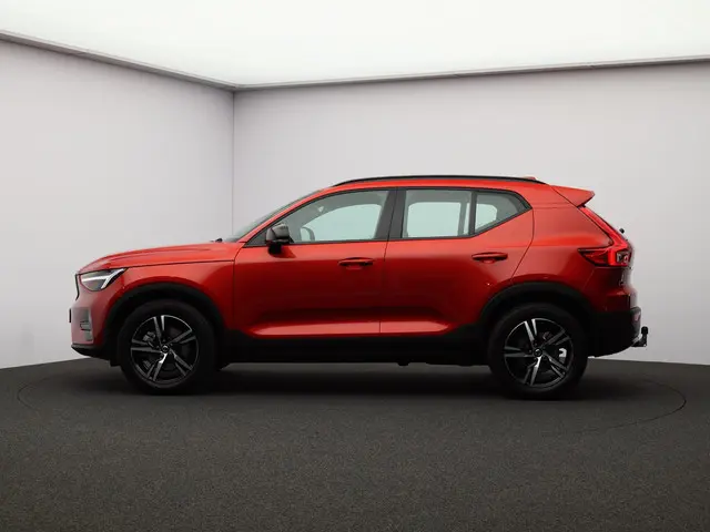 Volvo XC40 2.0 B4 Plus Dark 2025 Benzine 4