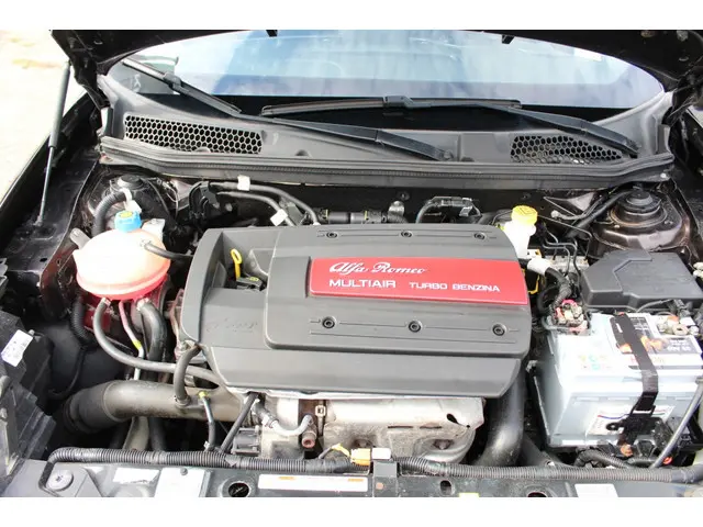 Alfa Romeo Giulietta 1.4 T Bns Exec 2013 Benzine 24