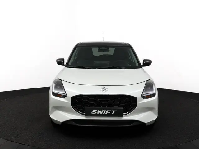 Suzuki Swift 1.2 Style Smart Hybrid 2025 Benzine 16