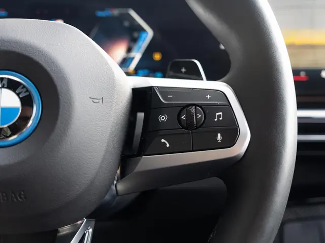 BMW X1 xDrive25e 2025 Hybride Benzine 25