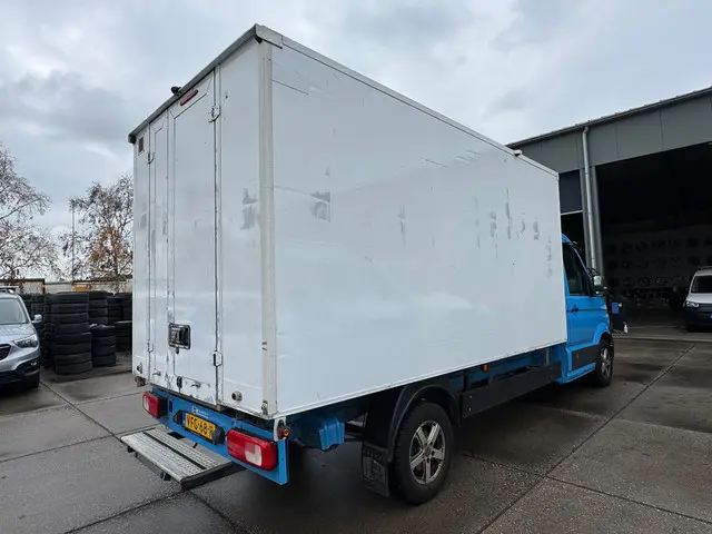 Volkswagen Crafter 35 2.0 TDI L4H3 2020 Diesel 5