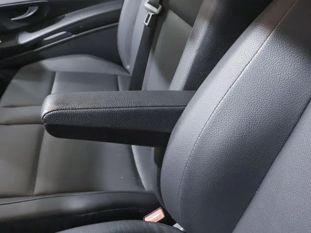 Mercedes-Benz Vito 114 CDI Lang 2023 Diesel 11