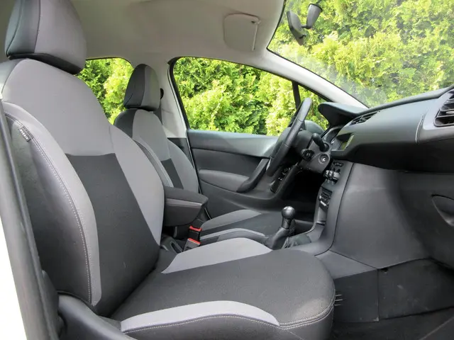 Citroën C3 1.0 PureTech Attraction *Airco* 2015 Benzine 13