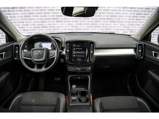 Volvo XC40 2.0 T4 Momentum 2019 Benzine 6