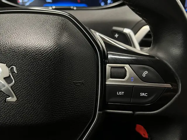 Peugeot 3008 1.2 PureTech Active 2018 Benzine 16