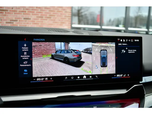 BMW M5 Touring 2025 Hybride Benzine 18