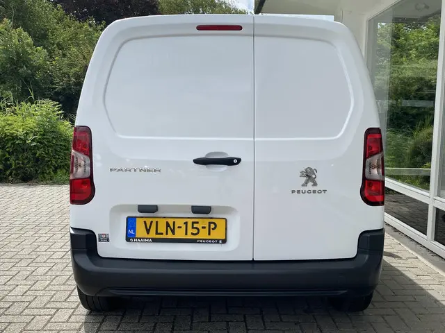 Peugeot Partner 1.5 BlueHDI Pro 2021 Diesel 18