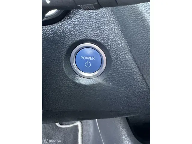 Toyota Corolla 1.8 Hybrid Active 2023 Hybride Benzine 27