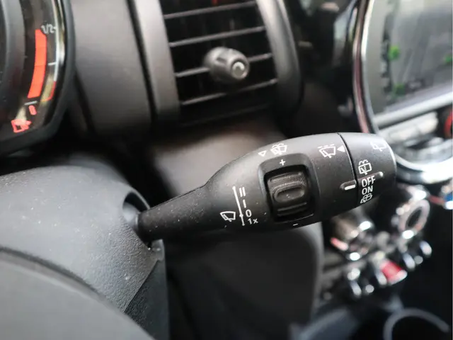 MINI One 1.5 2019 Benzine 24