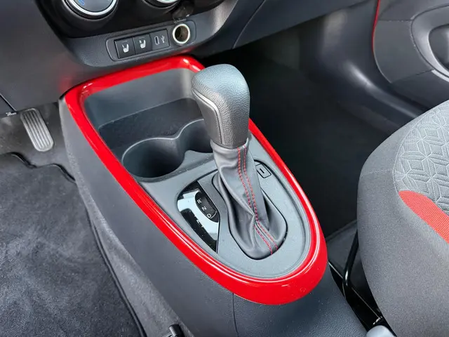 Toyota Aygo X 1.0 VVT-i S-CVT Pulse 2025 Benzine 16