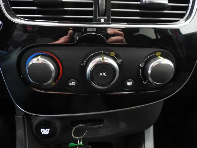 Renault Clio Estate 0.9 TCe Limited 2016 Benzine 6